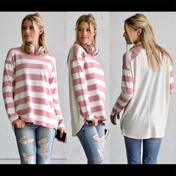 🏆HOST PICK🏆☀️NEW☀️Striped Light Sweater - Picture 2 of 4